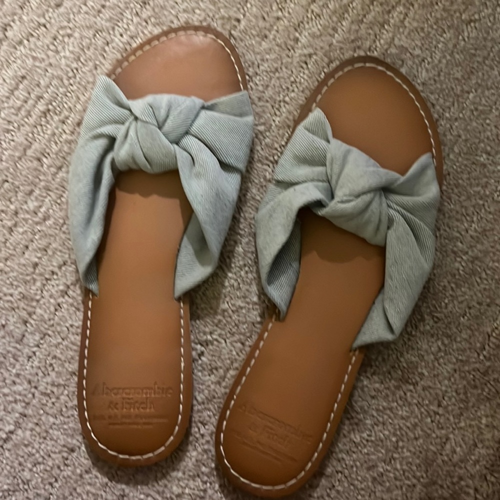 SOLD Abercrombie Sandals